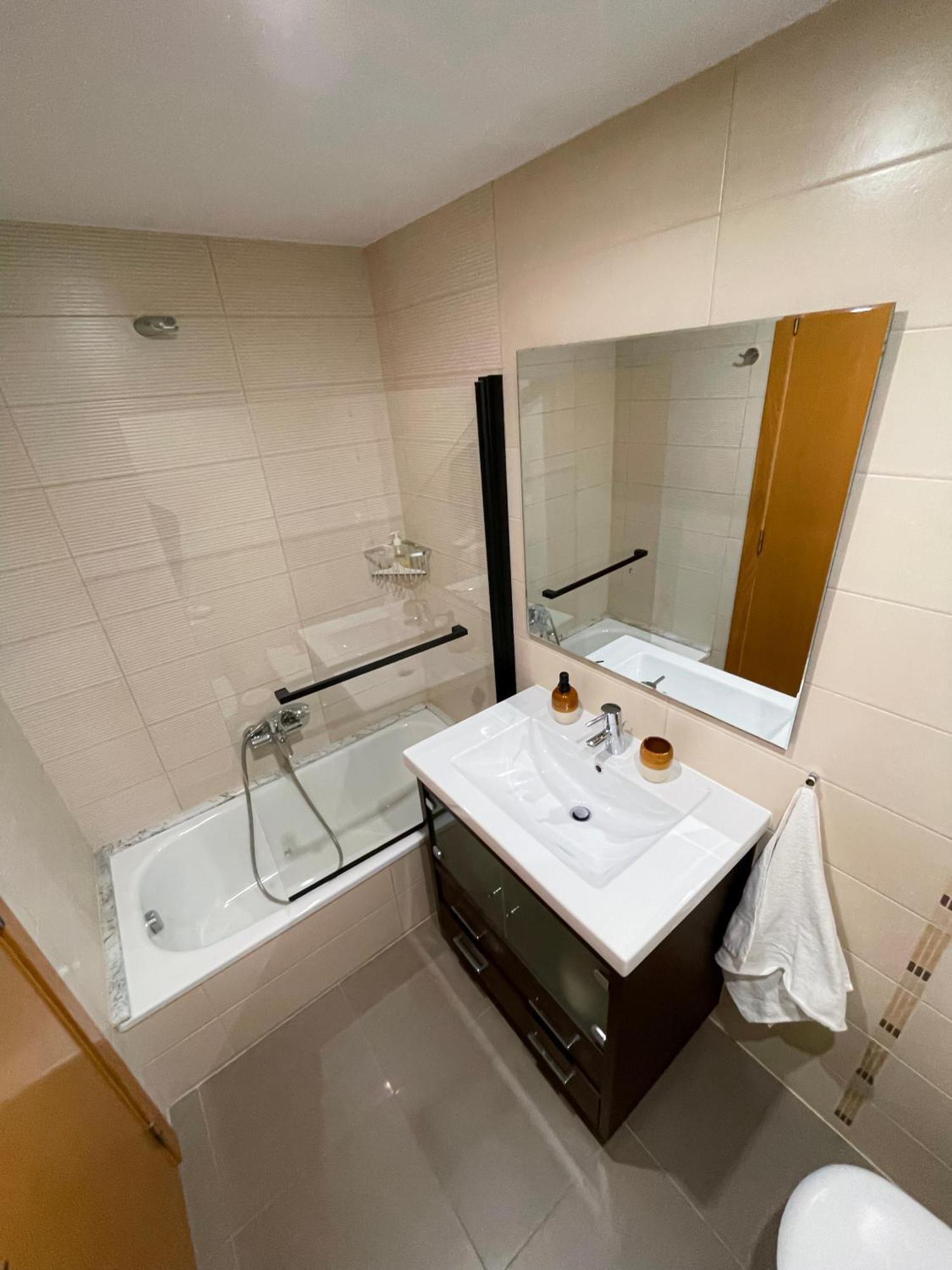 Habitaciones Privadas Con Bano En Piso Centrico Gandia Ngoại thất bức ảnh